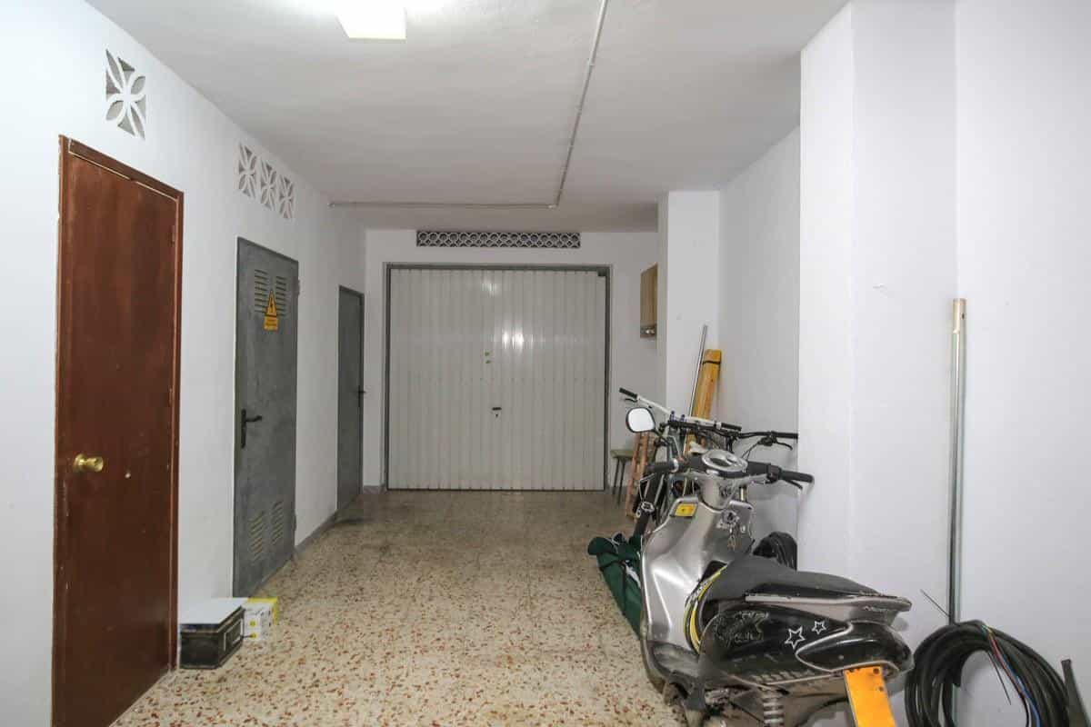 Kondominium dalam Tolox, Andalucía 10717384