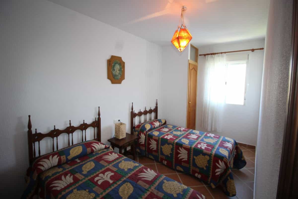 Huis in Sayalonga, Andalucía 10717791