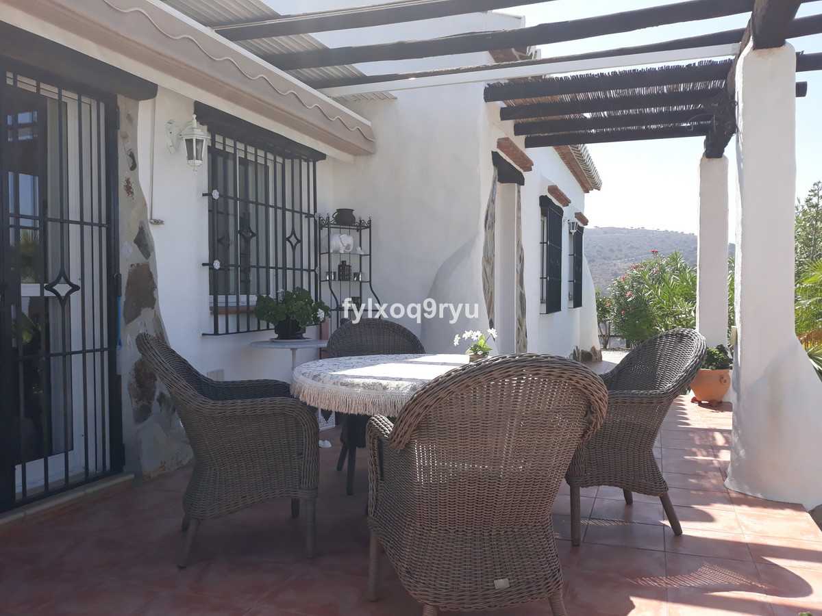 Haus im Canillas de Aceituno, Andalusien 10718719