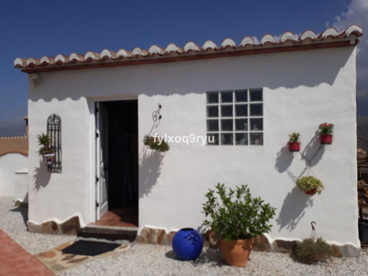 Haus im Canillas de Aceituno, Andalusien 10718719