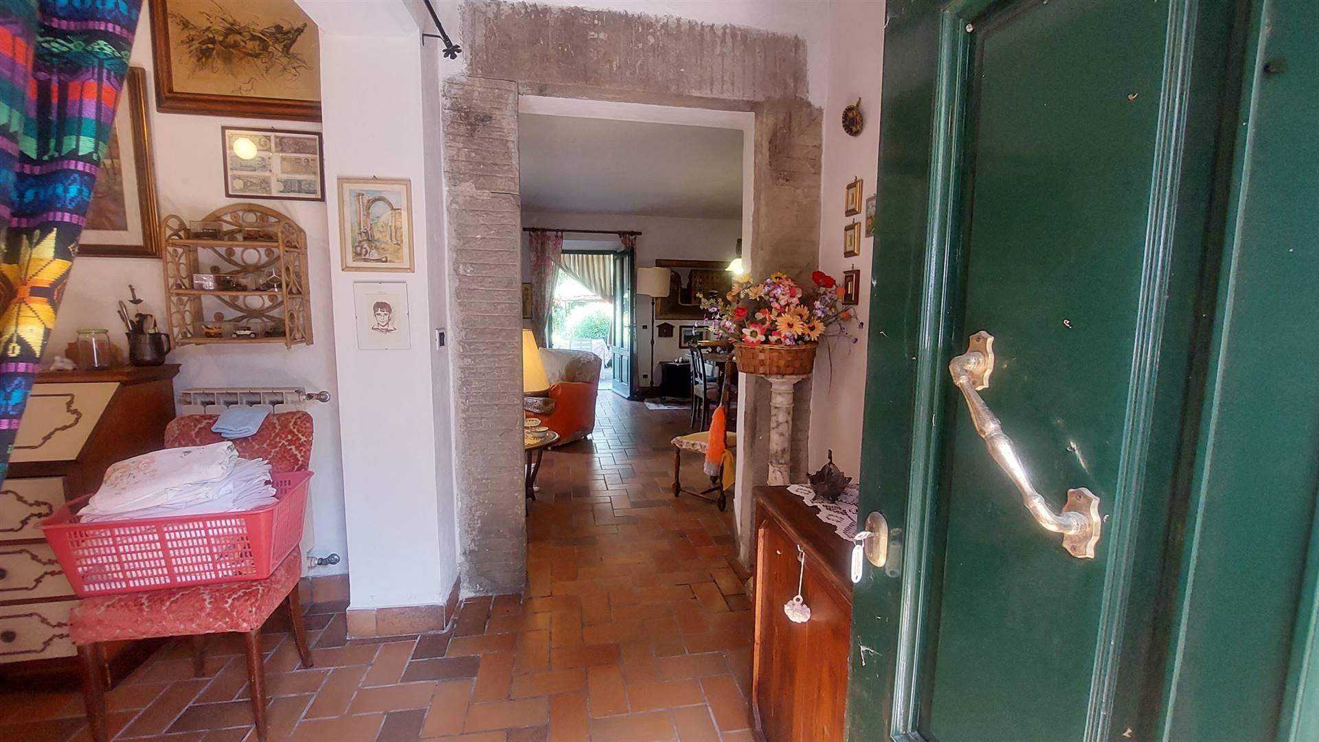 Rumah di Molazzana, Toscana 10719279
