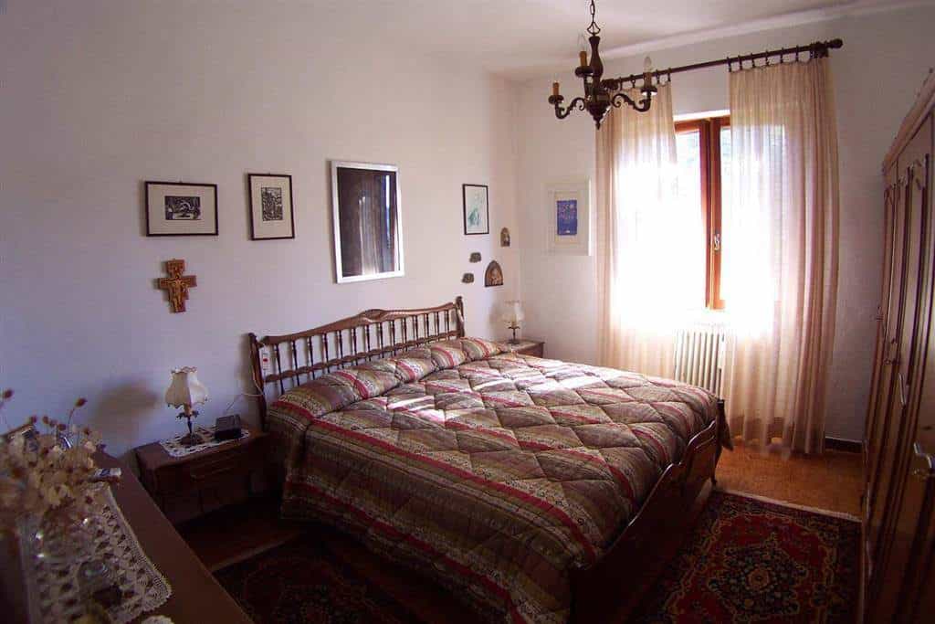 公寓 在 Fabbriche di Vergemoli, Toscana 10719280