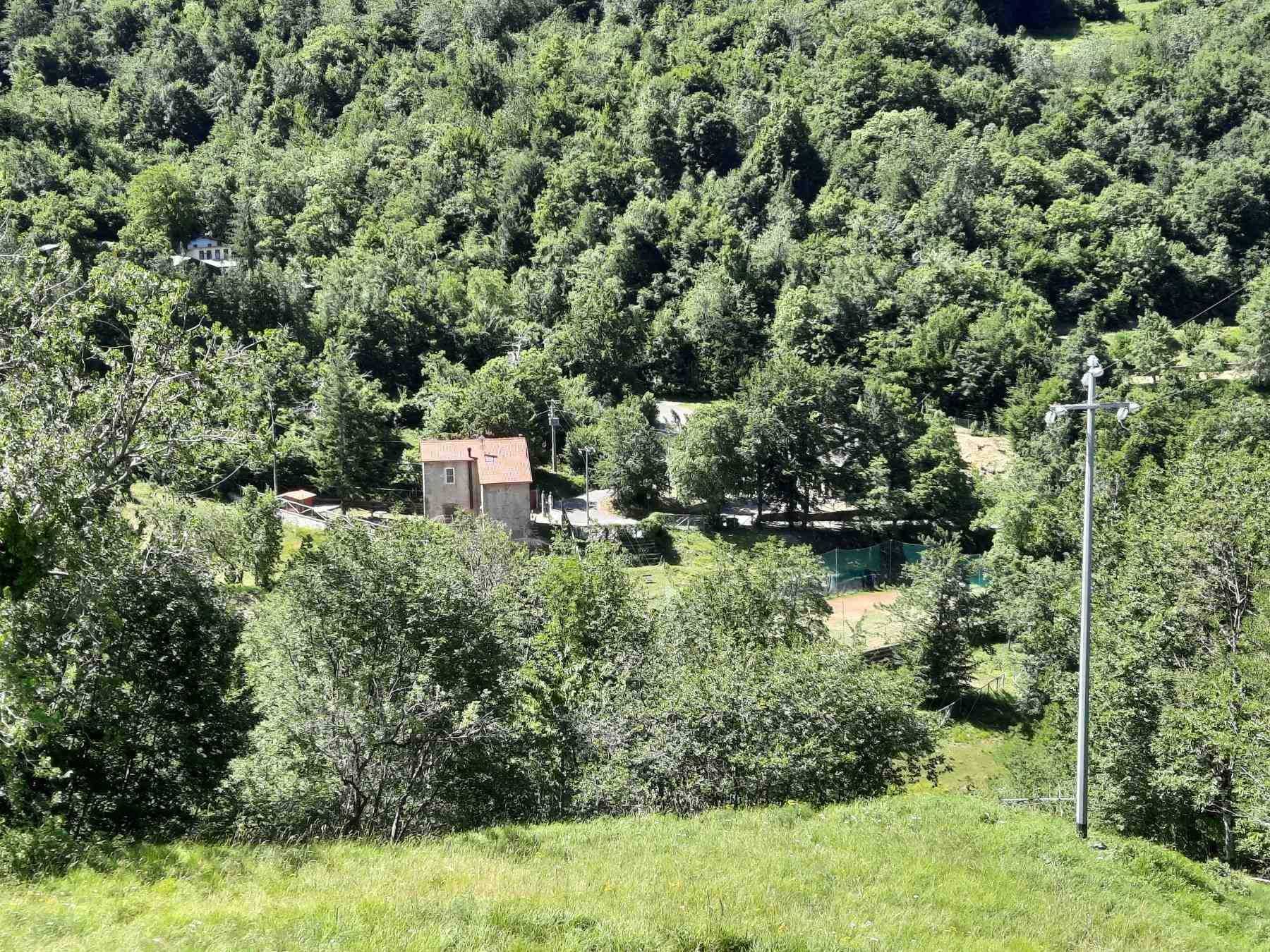 rumah dalam Molazzana, Tuscany 10719388