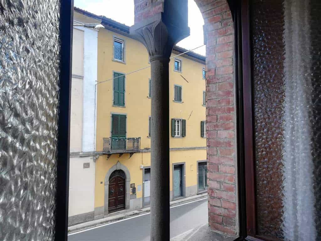 σπίτι σε Barga, Toscana 10719576
