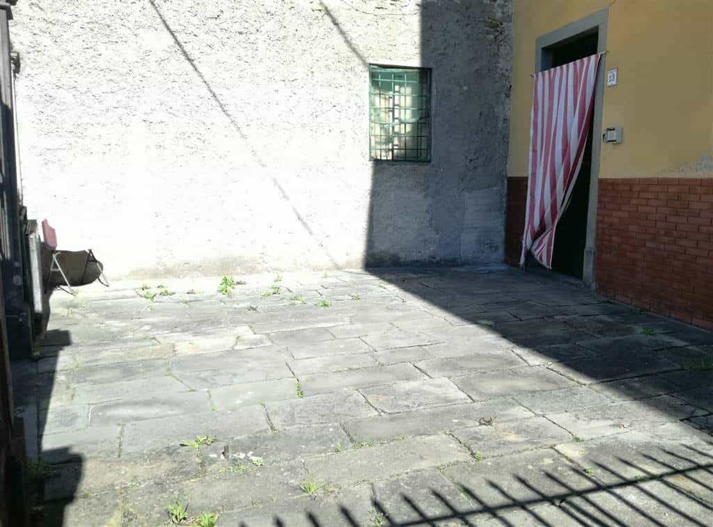Ejerlejlighed i Gallicano, Toscana 10719694