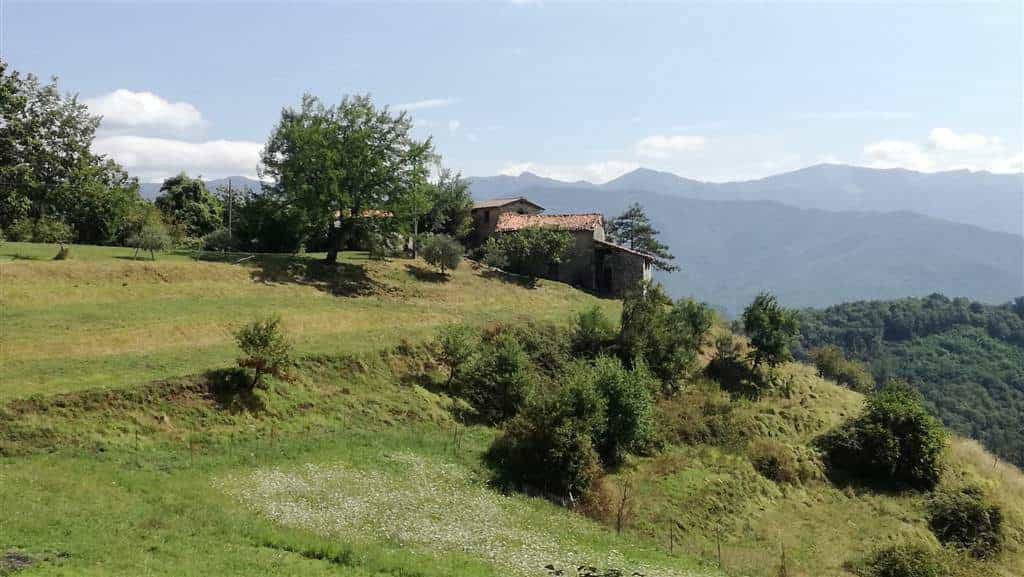 House in Molazzana, Toscana 10719816