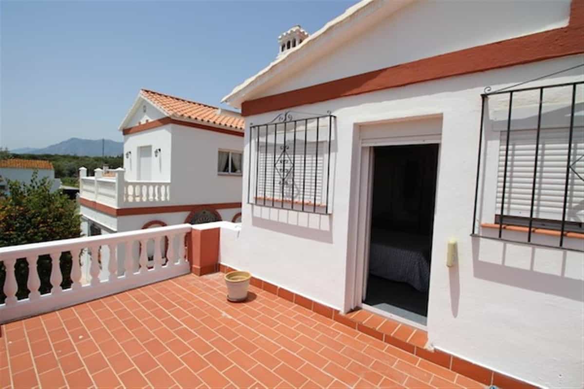 House in Malaga, Andalusia 10719834