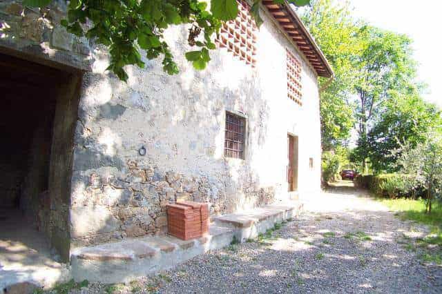 房子 在 Barga, Toscana 10719870