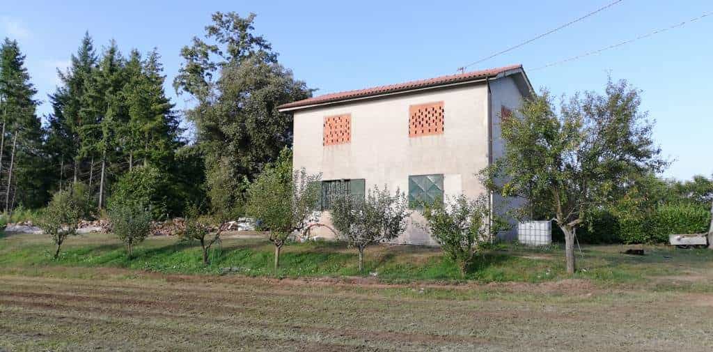 жилой дом в , Toscana 10720052