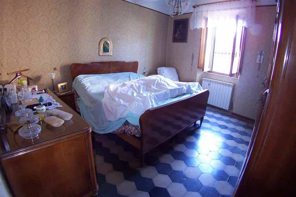 жилой дом в Gallicano, Toscana 10720054