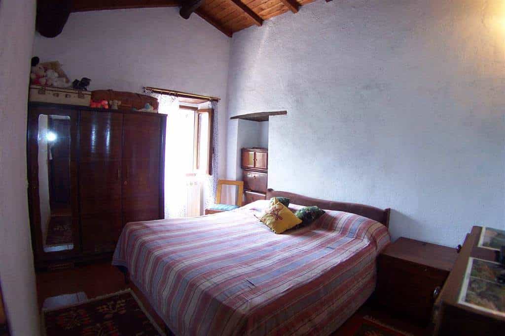 жилой дом в Fabbriche di Vergemoli, Toscana 10720056