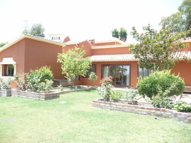 Condominium in Churriana, Andalusia 10720619
