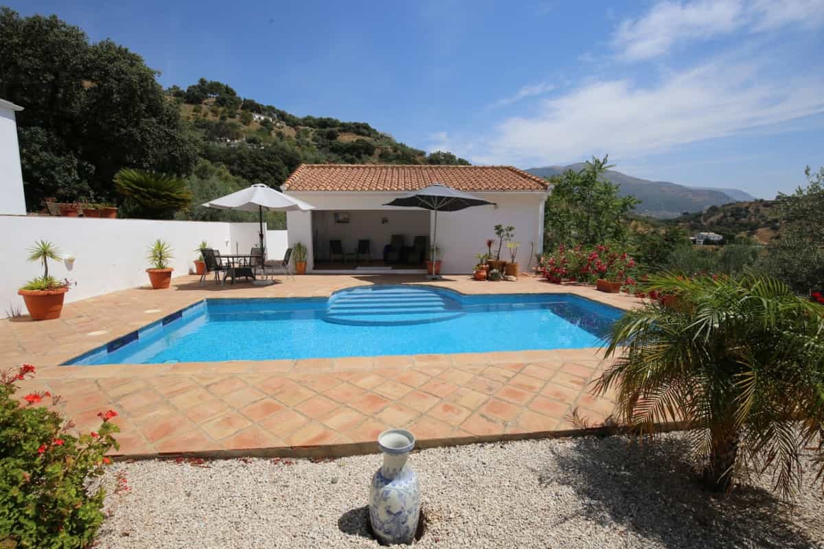 House in Riogordo, Andalusia 10721320