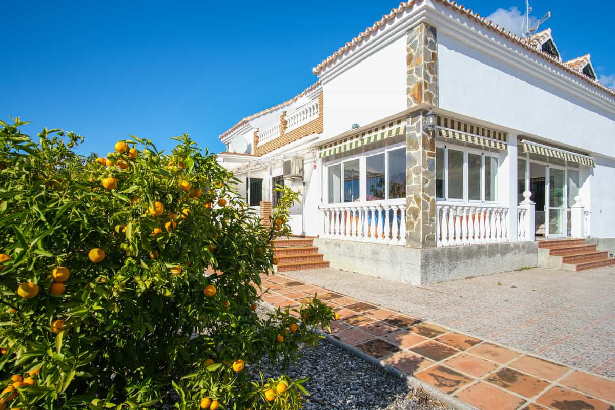 House in Alozaina, Andalusia 10721910