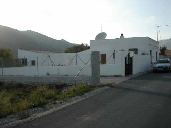 жилой дом в La Canalosa, Comunidad Valenciana 10722681