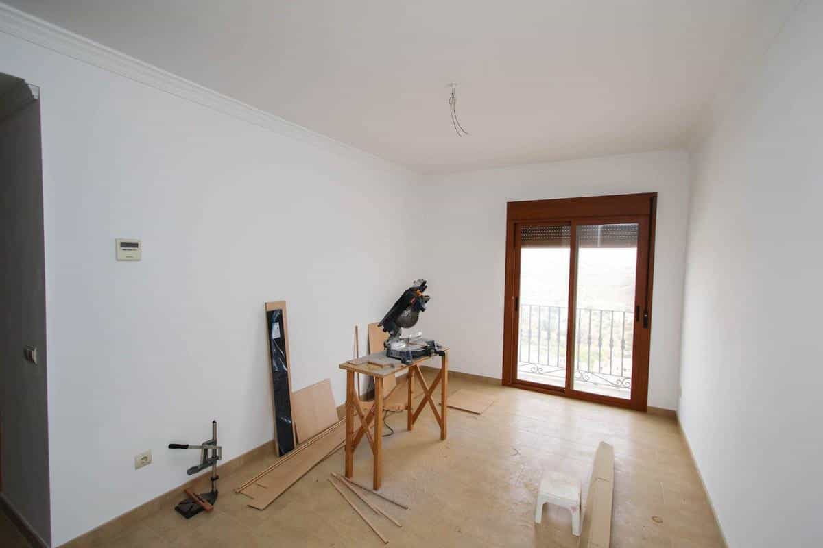 Condominium in Guaro, Andalucía 10722696