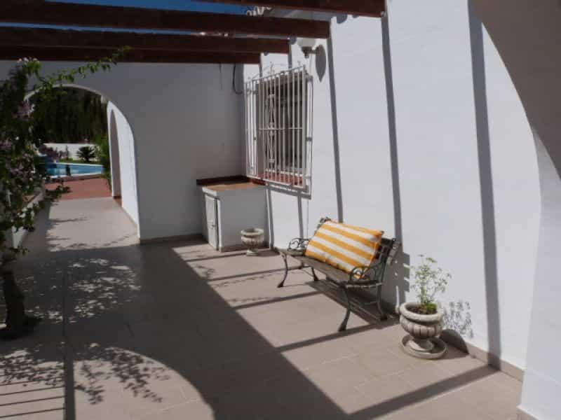 жилой дом в Торрокс, Андалусия 10722751