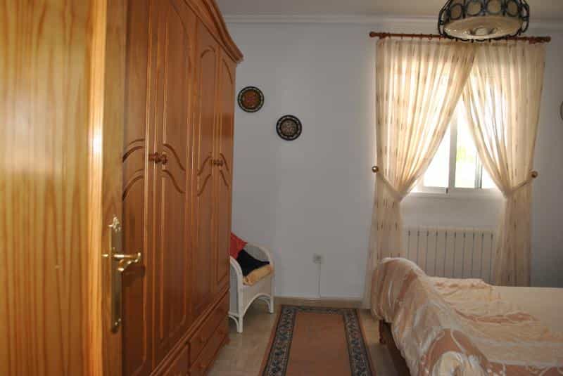 بيت في Fondó dels Frares, Comunidad Valenciana 10722769