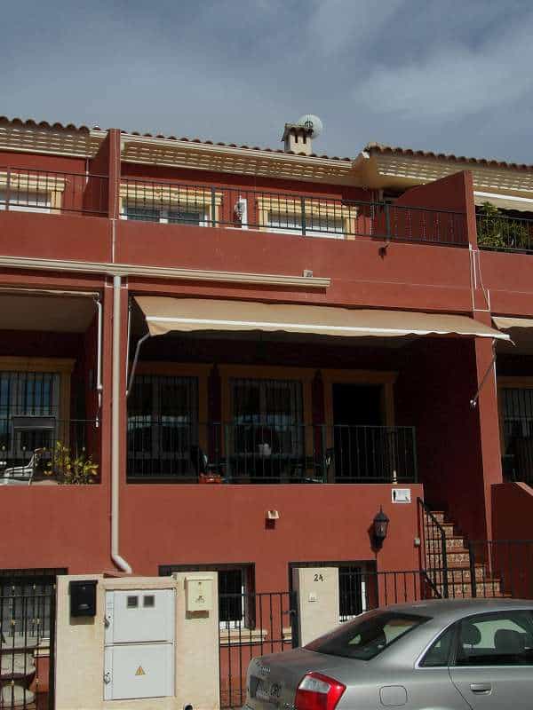 жилой дом в Онил, Валенсия 10722841