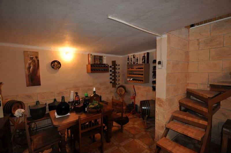 Будинок в Novelda, Comunidad Valenciana 10722866