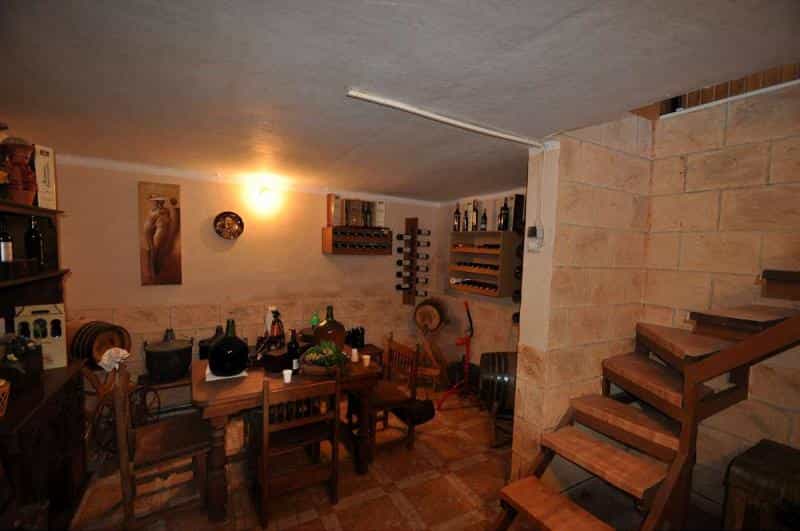 Будинок в Novelda, Comunidad Valenciana 10722866