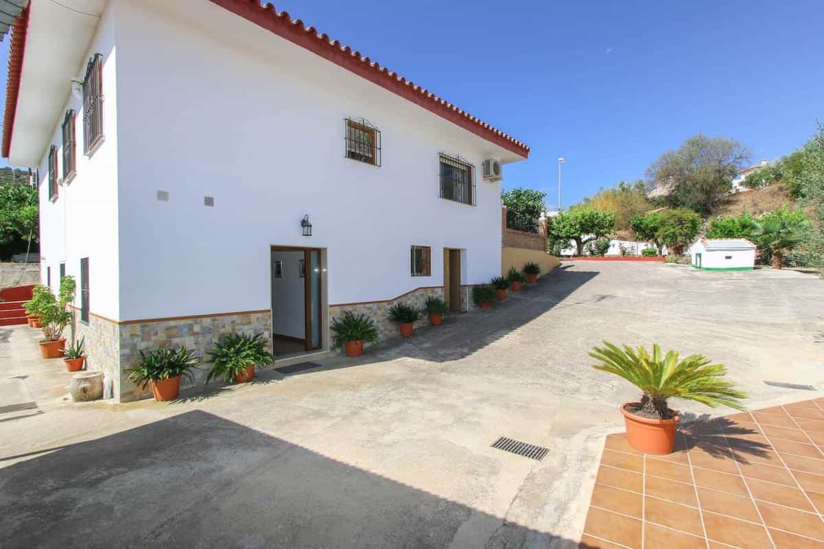 House in Guaro, Andalusia 10722873