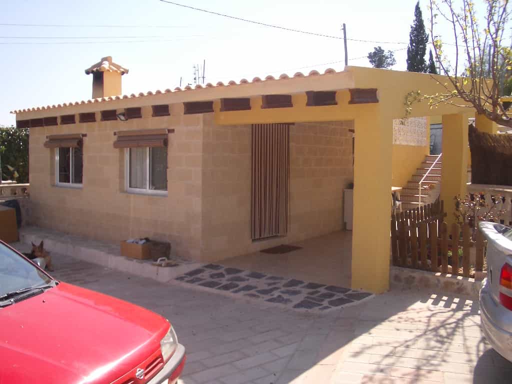 жилой дом в Aspe, Comunidad Valenciana 10722988