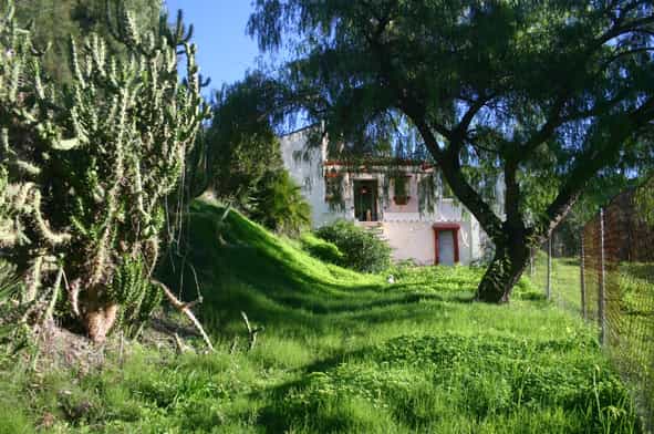 بيت في Benahavís, Andalucía 10723043