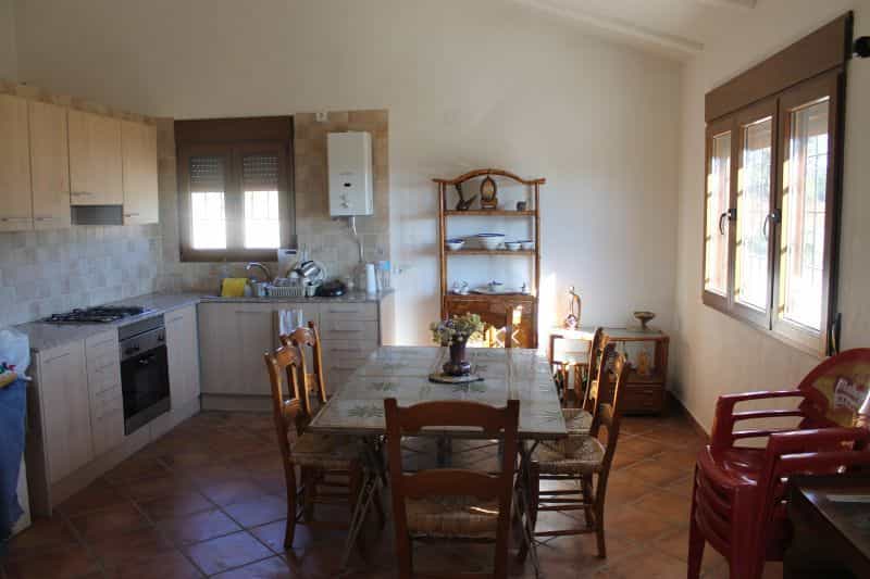 Будинок в Saix, Comunidad Valenciana 10723135