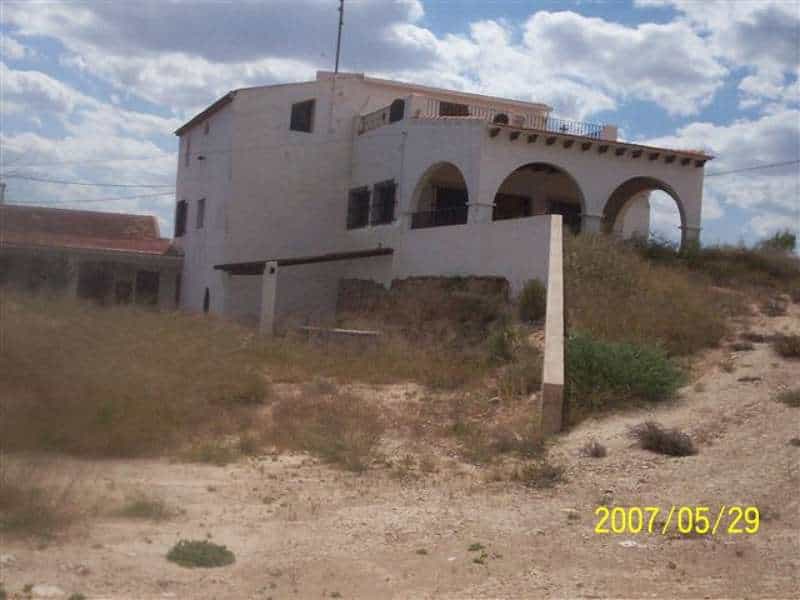 بيت في Novelda, Comunidad Valenciana 10723152