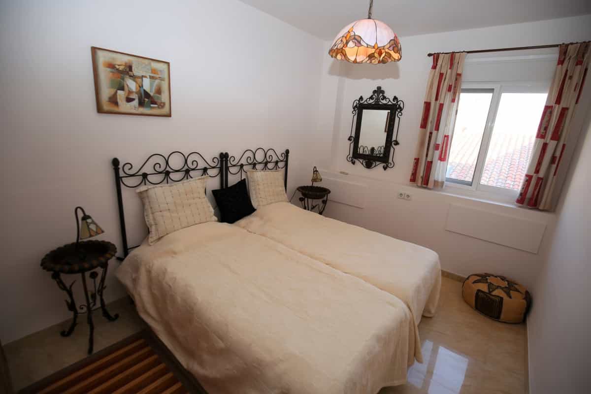 公寓 在 Torre del Mar, Andalusia 10723760