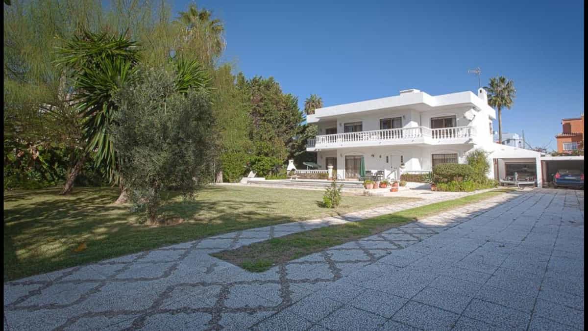 Rumah di Churriana, Andalusia 10724107