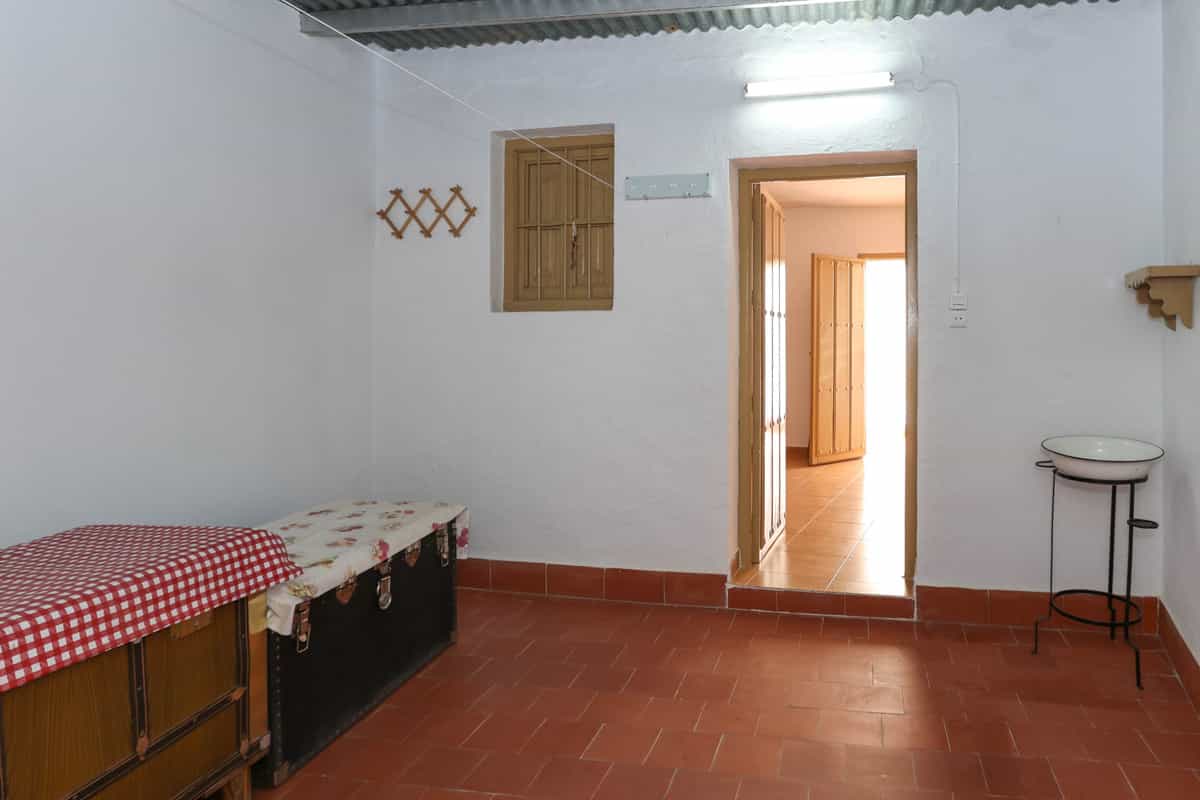 بيت في Tolox, Andalucía 10724283