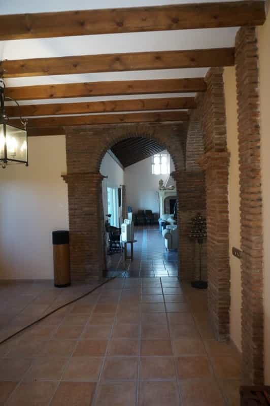 집 에 Monda, Andalucía 10724631