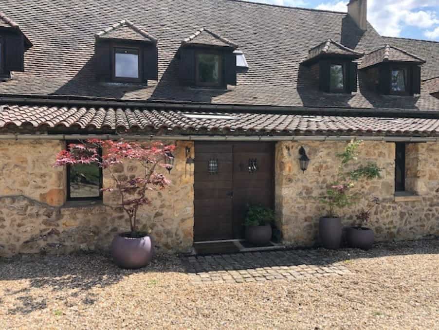 House in Issac, Nouvelle-Aquitaine 10724733