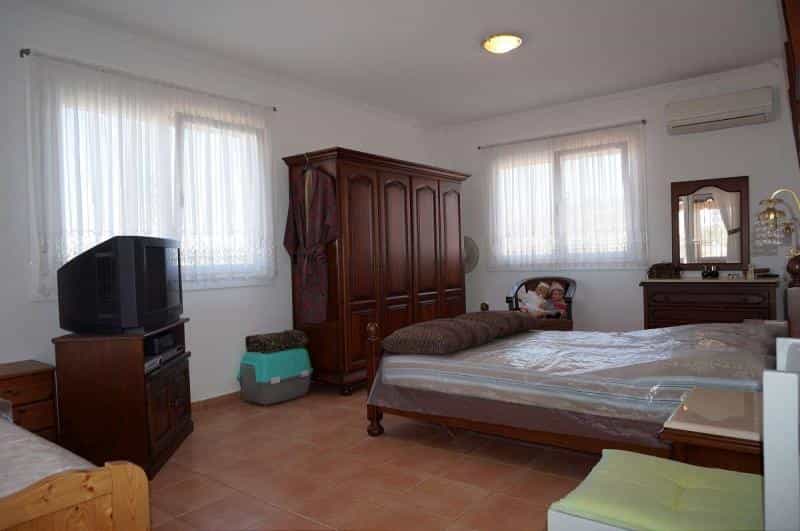 House in Aspe, Comunidad Valenciana 10724876