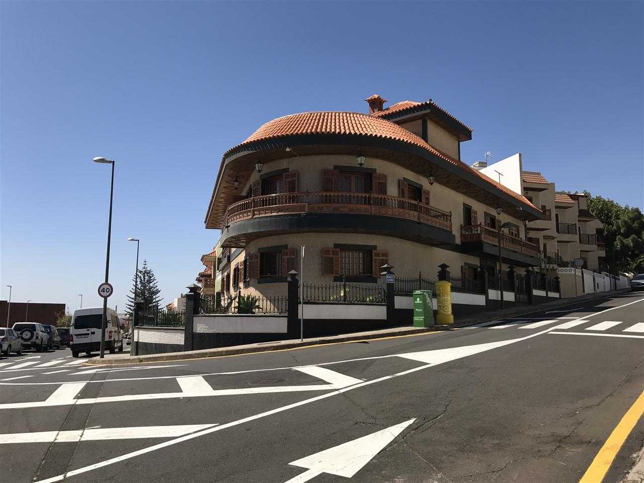House in La Laguna, Canary Islands 10725647