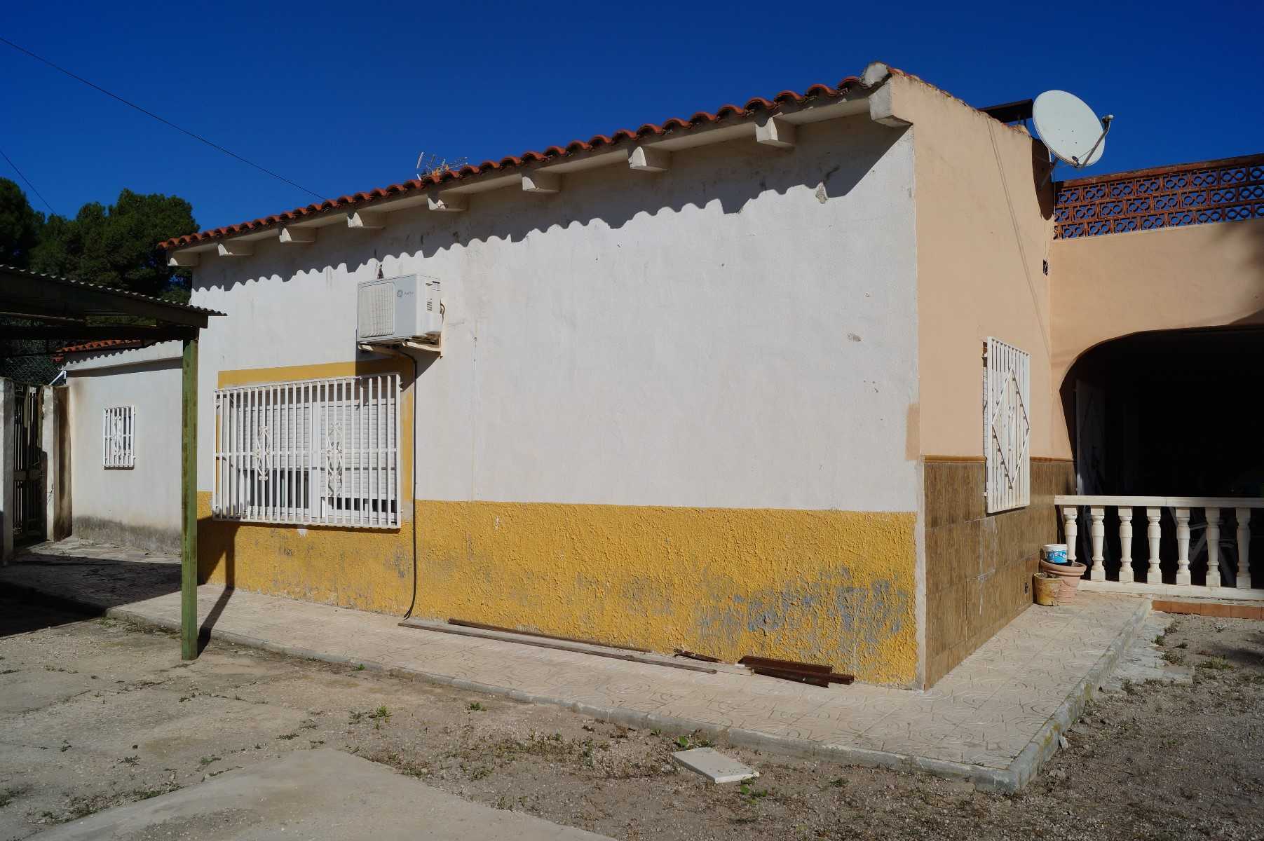 House in Monòver, Comunidad Valenciana 10725683