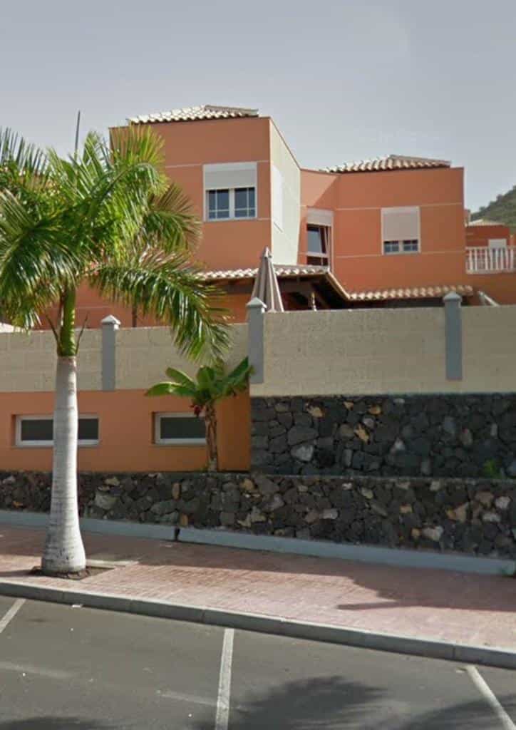 Haus im Los Cristianos, Kanarische Inseln 10725872