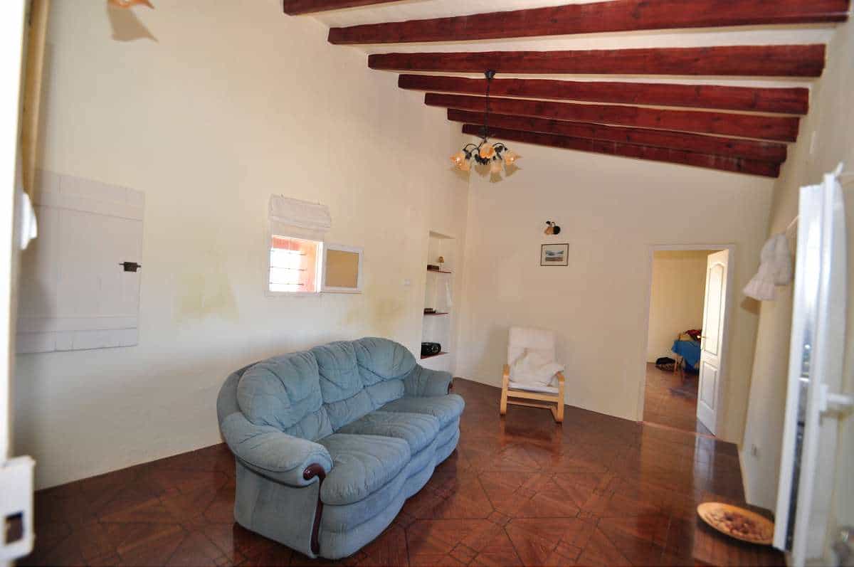 بيت في La Canalosa, Comunidad Valenciana 10725901