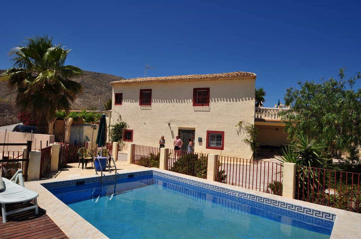 жилой дом в La Canalosa, Comunidad Valenciana 10725901