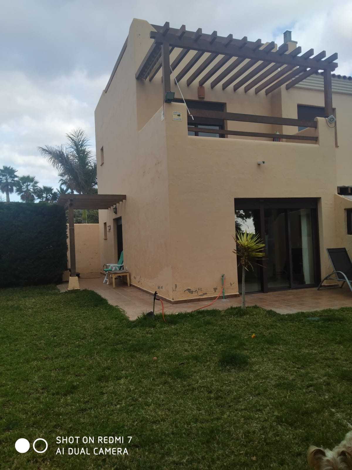 بيت في Amarilla Golf, Canarias 10725938