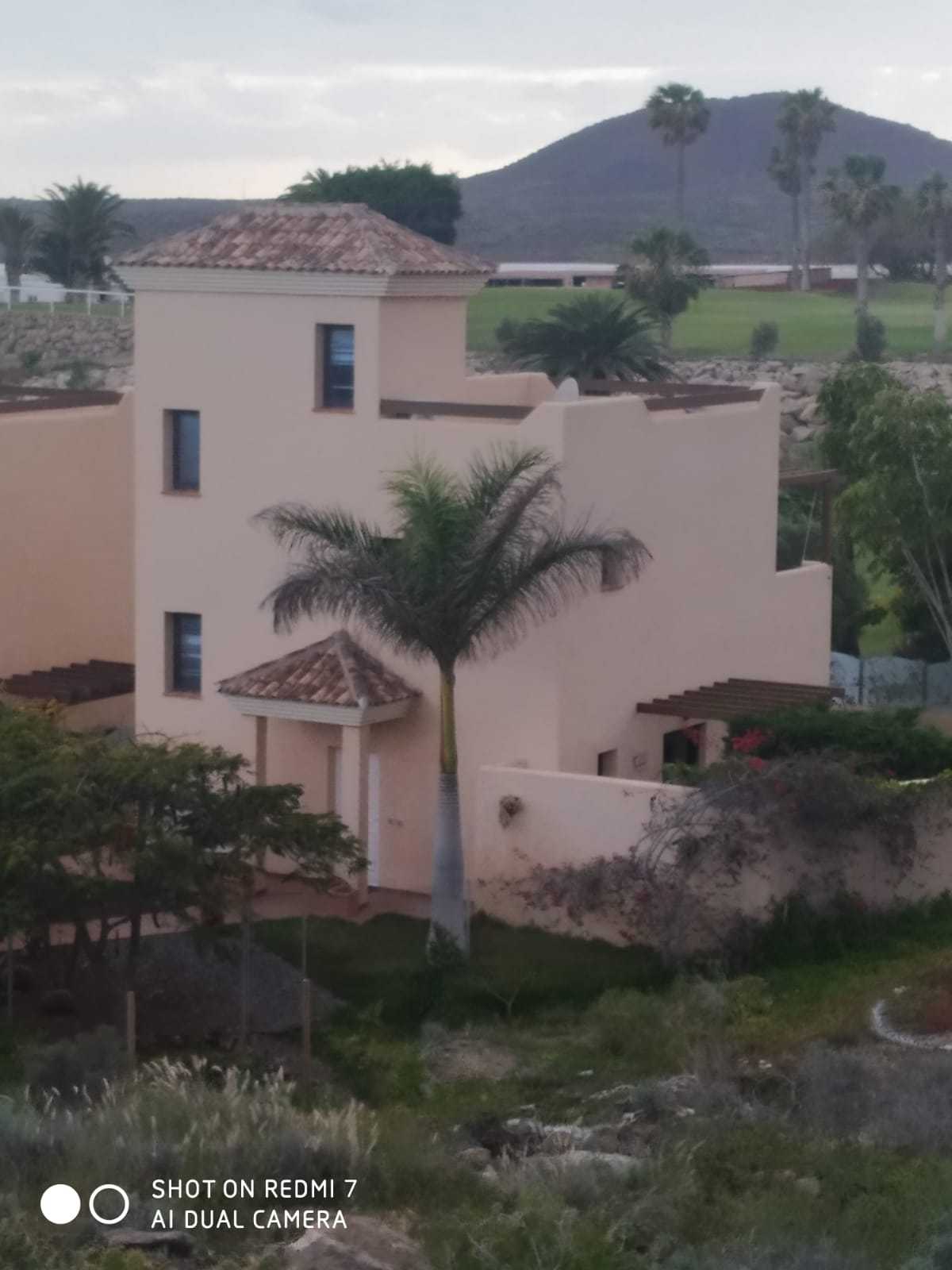 Rumah di Amarilla Golf, Canarias 10725938