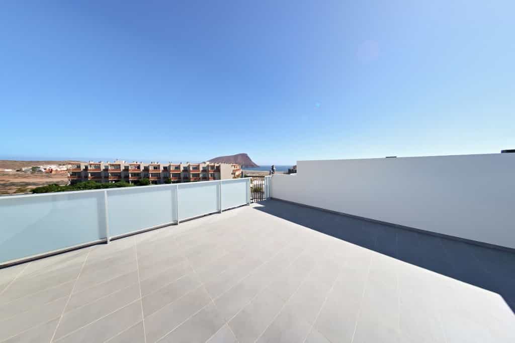 Condominium in Vicacaro, Canary Islands 10726127