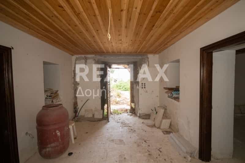 Talo sisään Agios Georgios Nilias,  10726430
