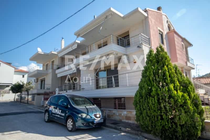 Condominium dans Ano Volos, Thessalie 10726533