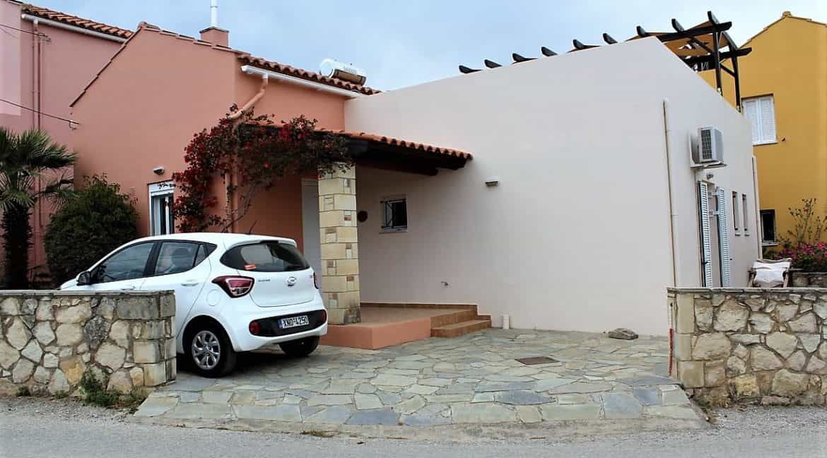 жилой дом в Нипос, Крити 10727899