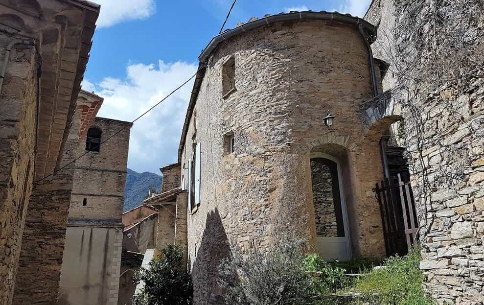 Perindustrian dalam Roquebrun, Occitanie 10728249