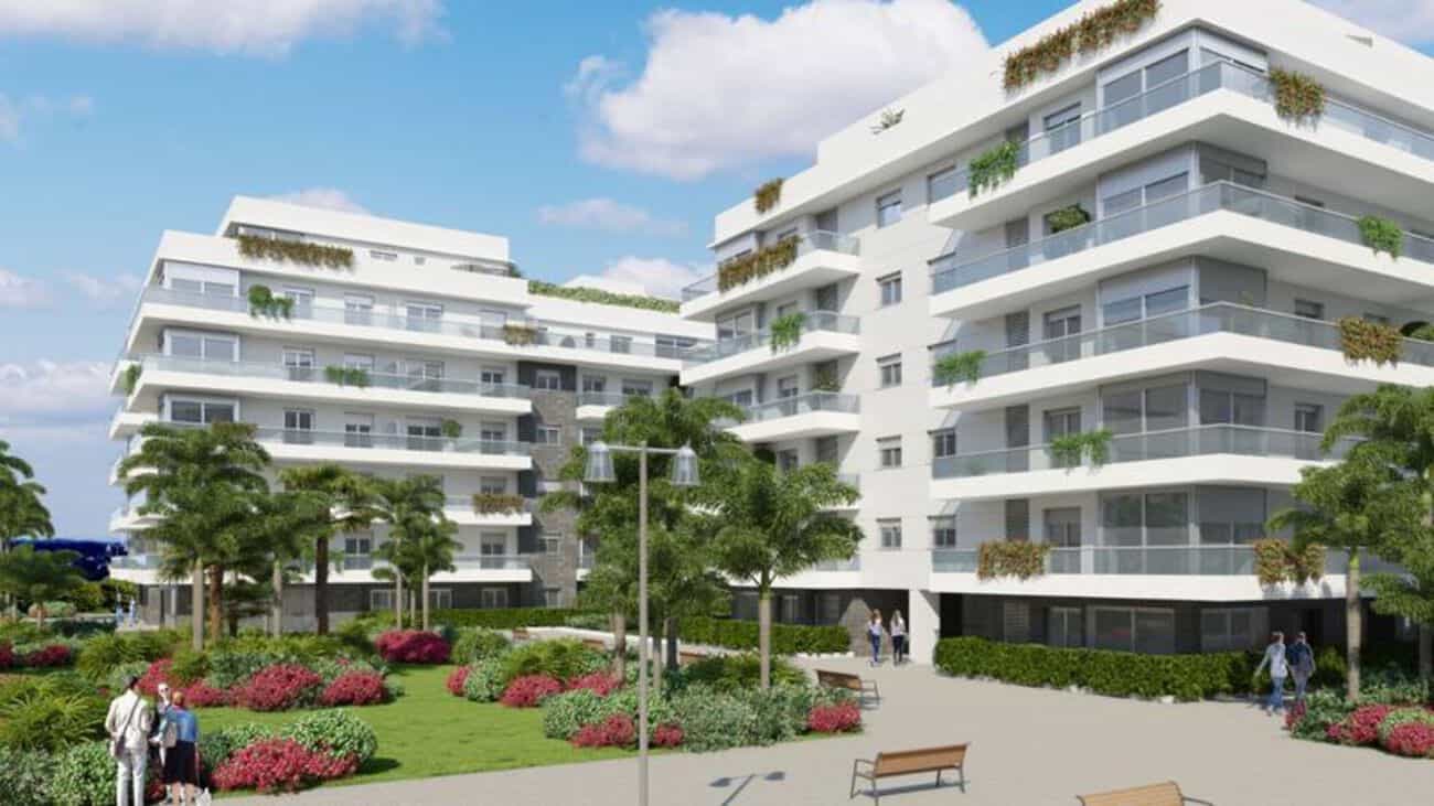 Condominium in Marbella, Andalucía 10728402