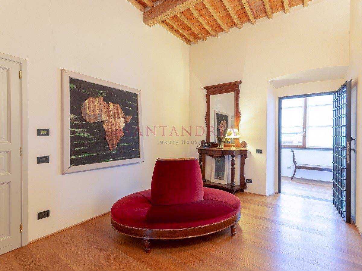 σπίτι σε San Giuliano Terme, Tuscany 10728493